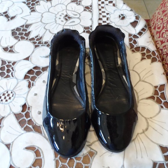 Burberry Black Patent Leather Gray Nova Check Quilted Ballet Flats Size 36.5B - Picture 2 of 16